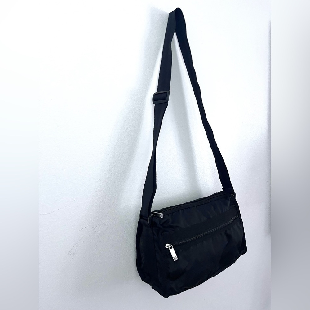GAL Vintage Nylon Black Crossbody Bag Adjustable Strap Lots of Pockets 90’s - Picture 4 of 10